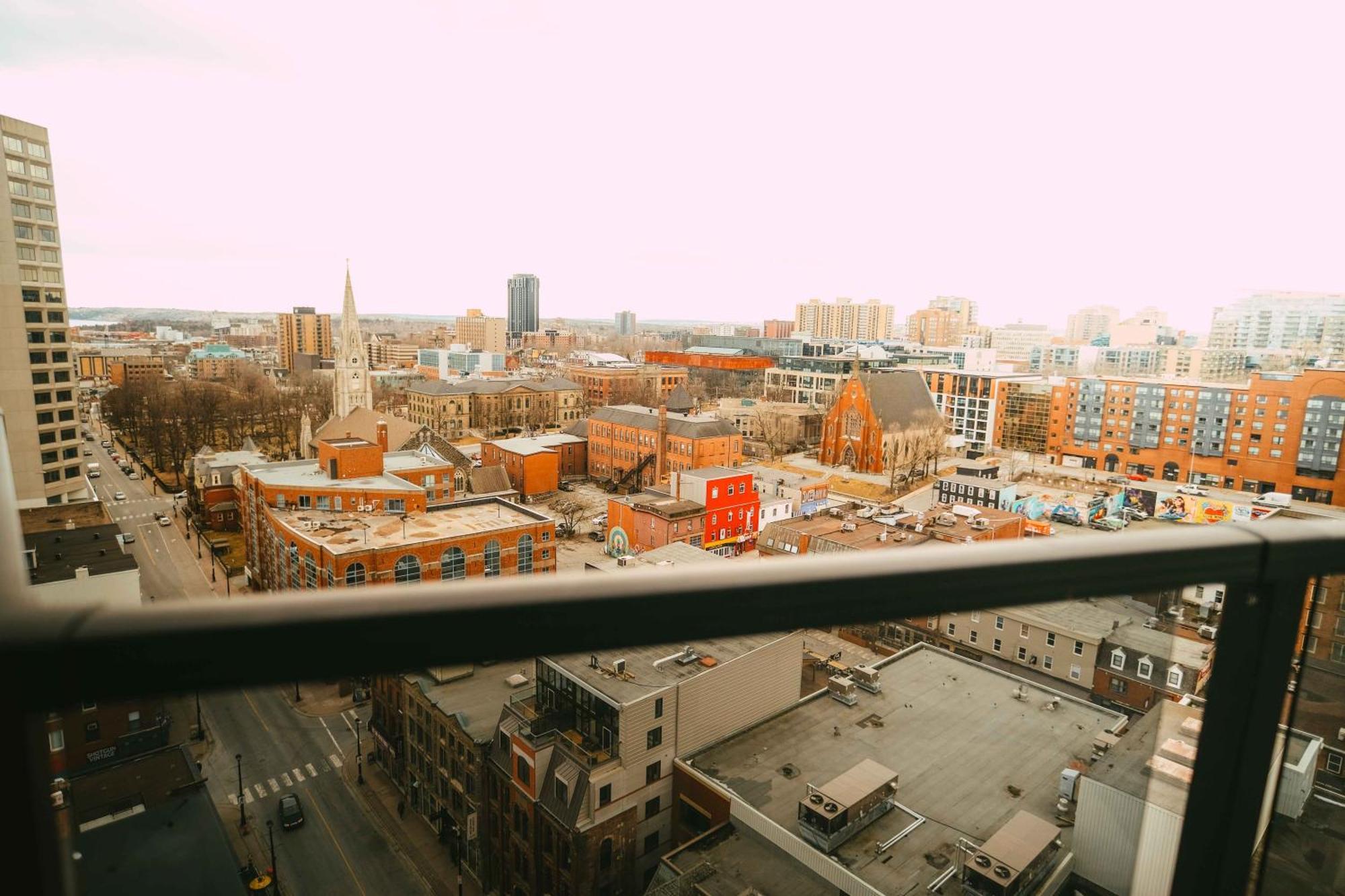 Pause Ph - Luxe Stay With Views - Free Parking Halifax Bagian luar foto